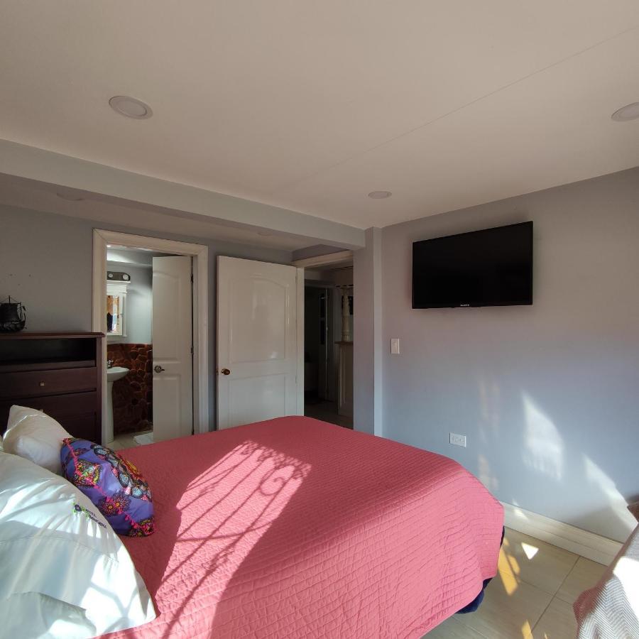 Los Andes Hostal Филандиа Екстериор снимка